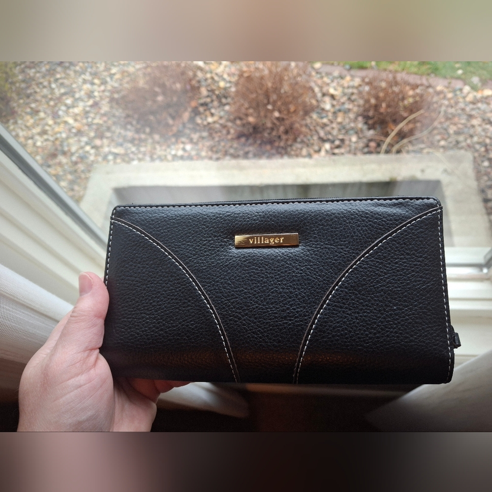 NWOT Villager Black Wallet